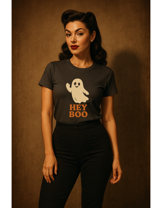 Retro Halloween Ghost T-Shirt – Vintage Pin Up Style Tee, Spooky Season Graphic Top, Hey Boo Shirt for Women & Men - Madame Soulière