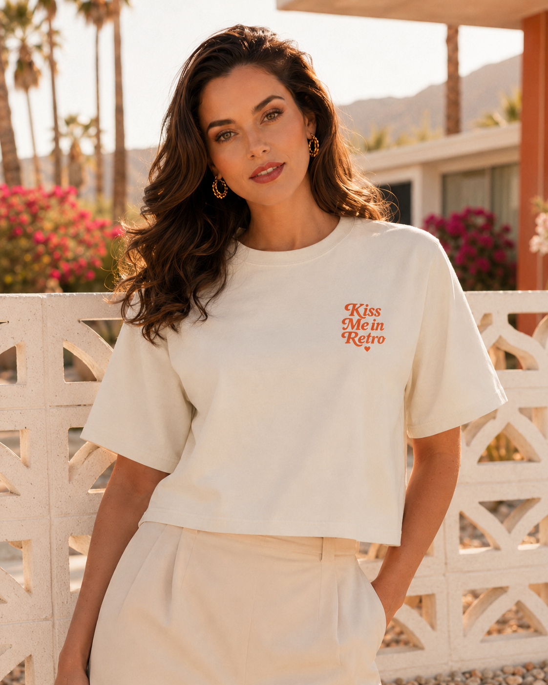 Kiss Me in Retro Graphic T-Shirt – Vintage Mini Motif Boxy T-Shirt