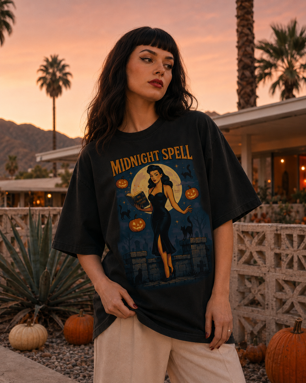 Midnight Spell – Retro Pin-Up Witch Halloween Long Boxy T-Shirt