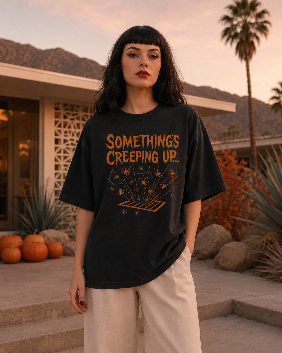 Something’s Creeping Up… – Vintage Horror Long Boxy T-Shirt