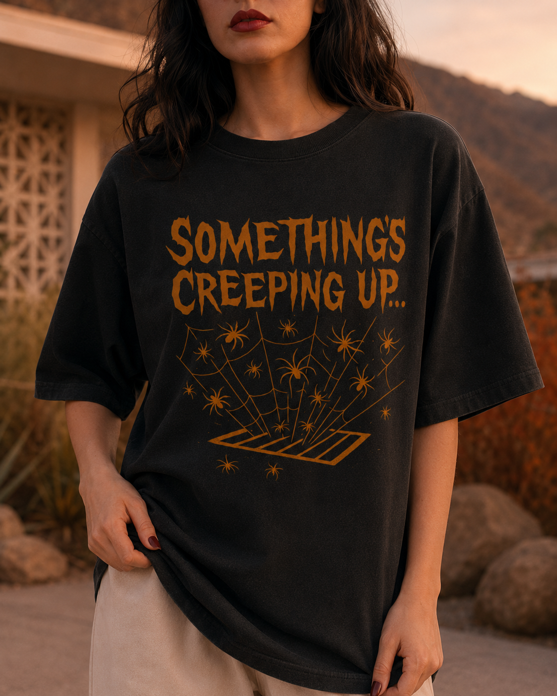 Something’s Creeping Up… – Vintage Horror Long Boxy T-Shirt