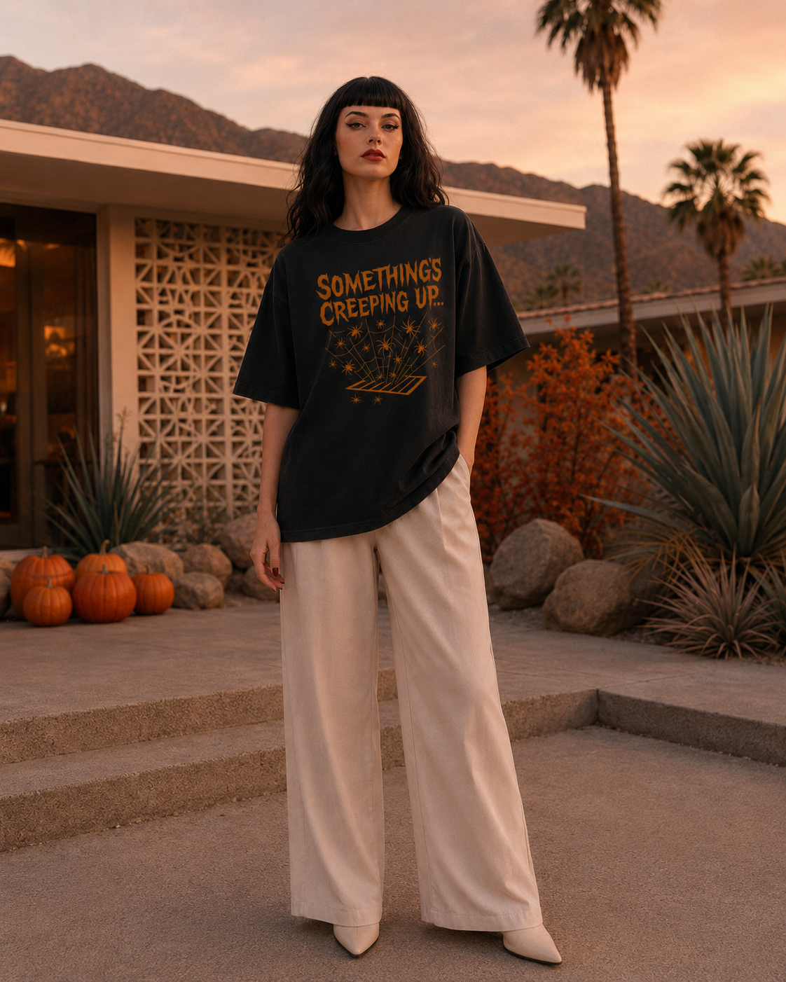 Something’s Creeping Up… – Vintage Horror Long Boxy T-Shirt