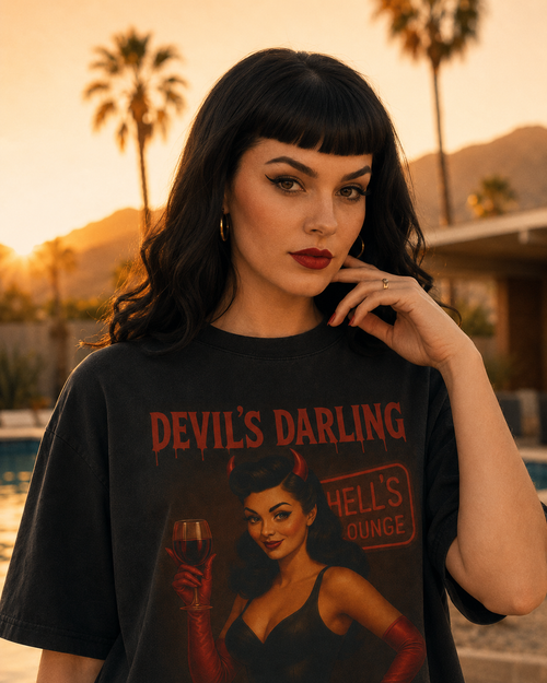 Devil’s Darling – Retro Pin-Up Devil Long Boxy T-Shirt