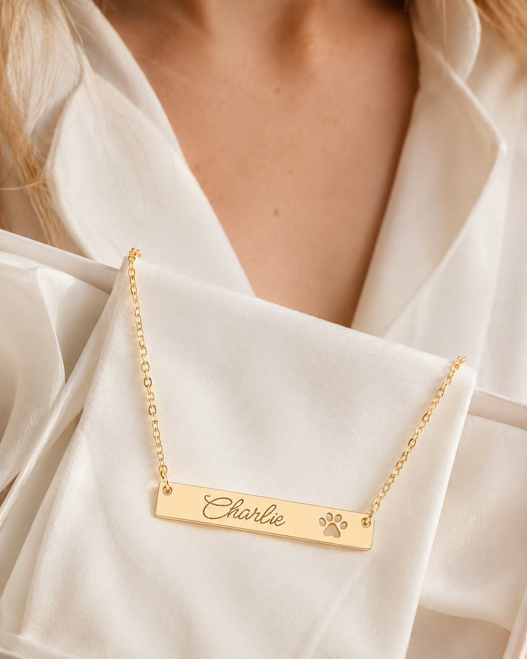 Personalized Paw Cutout Bar Necklace — Engraved Pet Name Jewelry