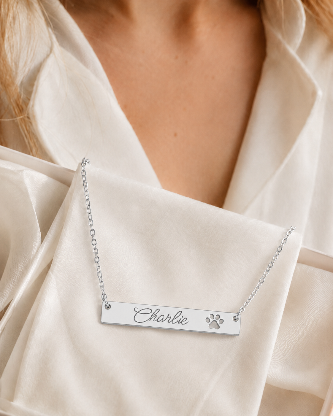 Personalized Paw Cutout Bar Necklace — Engraved Pet Name Jewelry