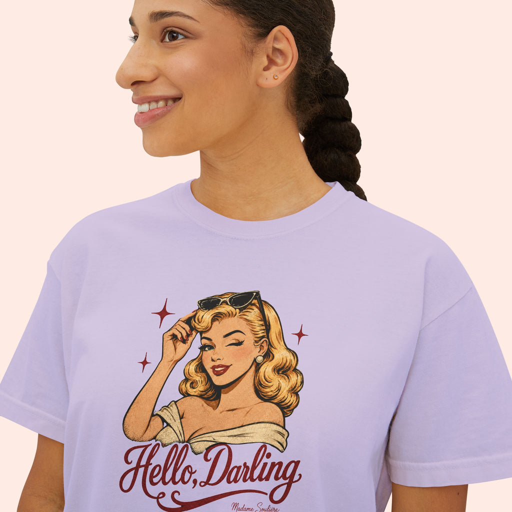 Hello Darling - Retro Pin-Up Graphic Boxy T-Shirt
