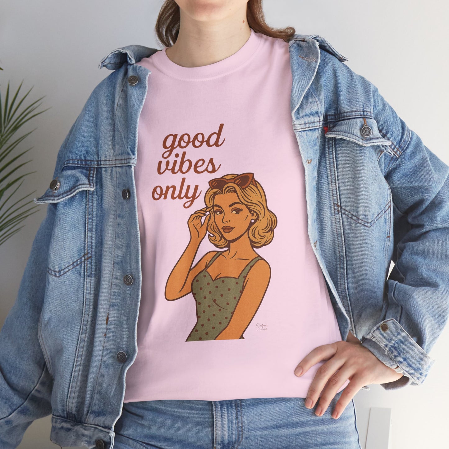 Retro Graphic Unisex T-Shirt – Good Vibes Only Vintage Pin Up Tee, 50s Inspired Feminine Empowerment Top, Spiritual Positive Energy Shirt - Madame Soulière
