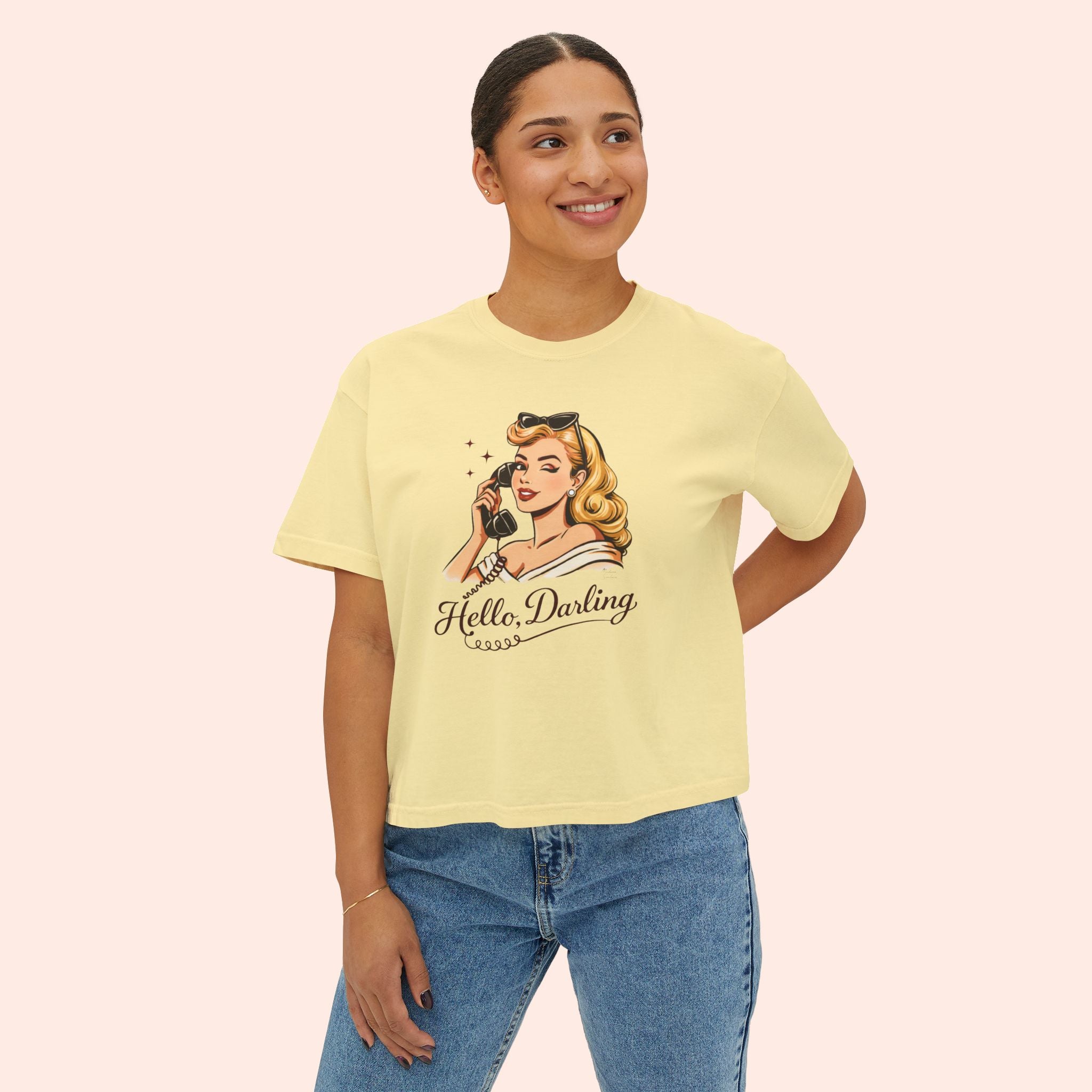 Hello Darling - Retro Pin-Up Graphic Boxy T-Shirt