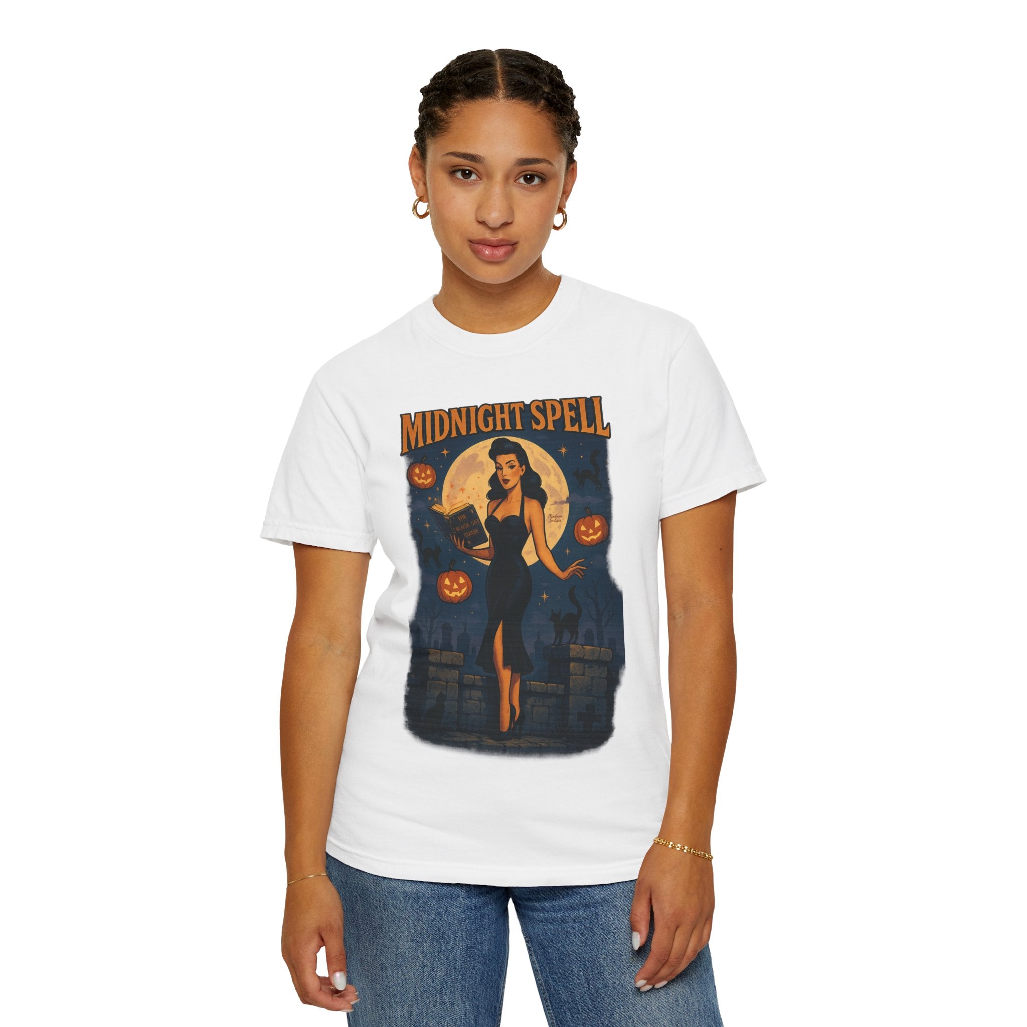 Midnight Spell – Retro Pin-Up Witch Unisex Halloween T-Shirt