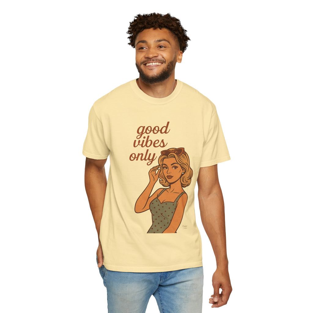 Good Vibes Only – Retro Pin-Up Vintage T-Shirt