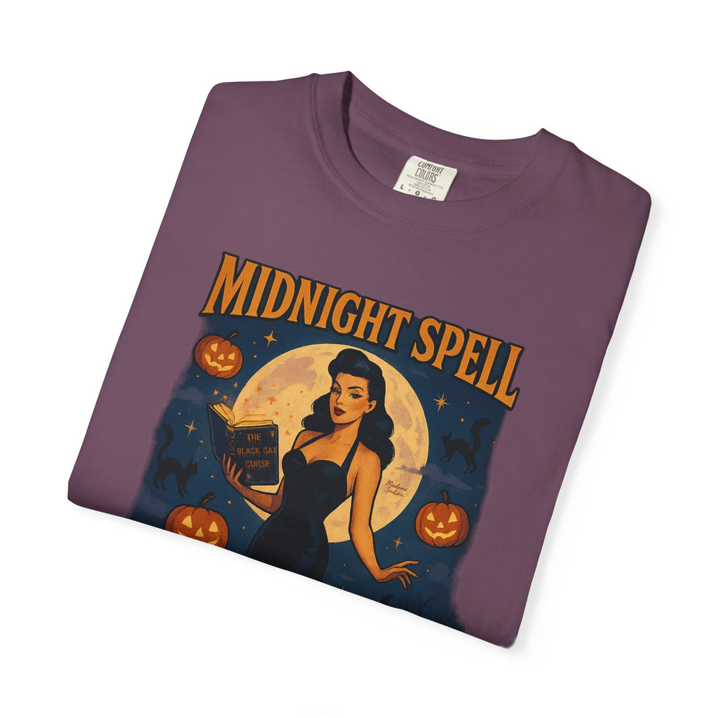 Midnight Spell – Retro Pin-Up Witch Unisex Halloween T-Shirt