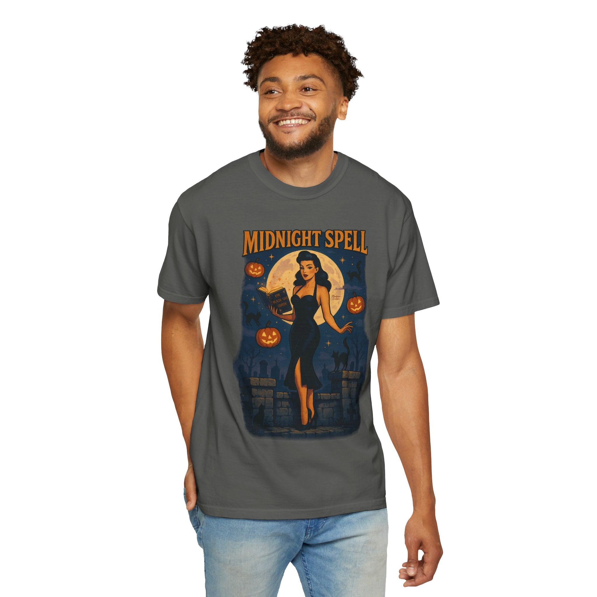 Midnight Spell – Retro Pin-Up Witch Unisex Halloween T-Shirt