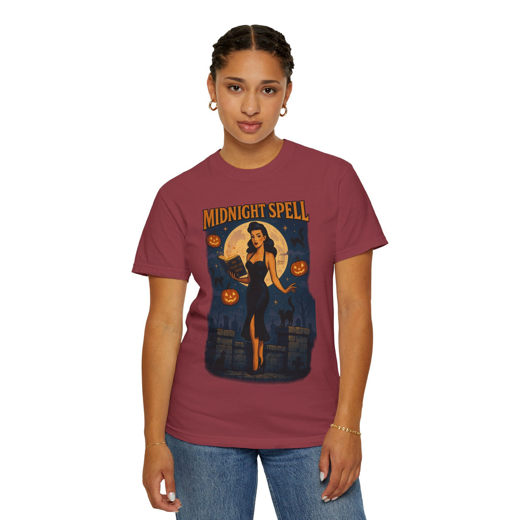 Midnight Spell – Retro Pin-Up Witch Unisex Halloween T-Shirt