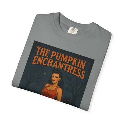 The Pumpkin Enchantress Halloween Unisex T-Shirt – Retro Witch Graphic Tee, Vintage Pumpkin Horror Top, Spooky Unisex Scary Season Shirt - Madame Soulière