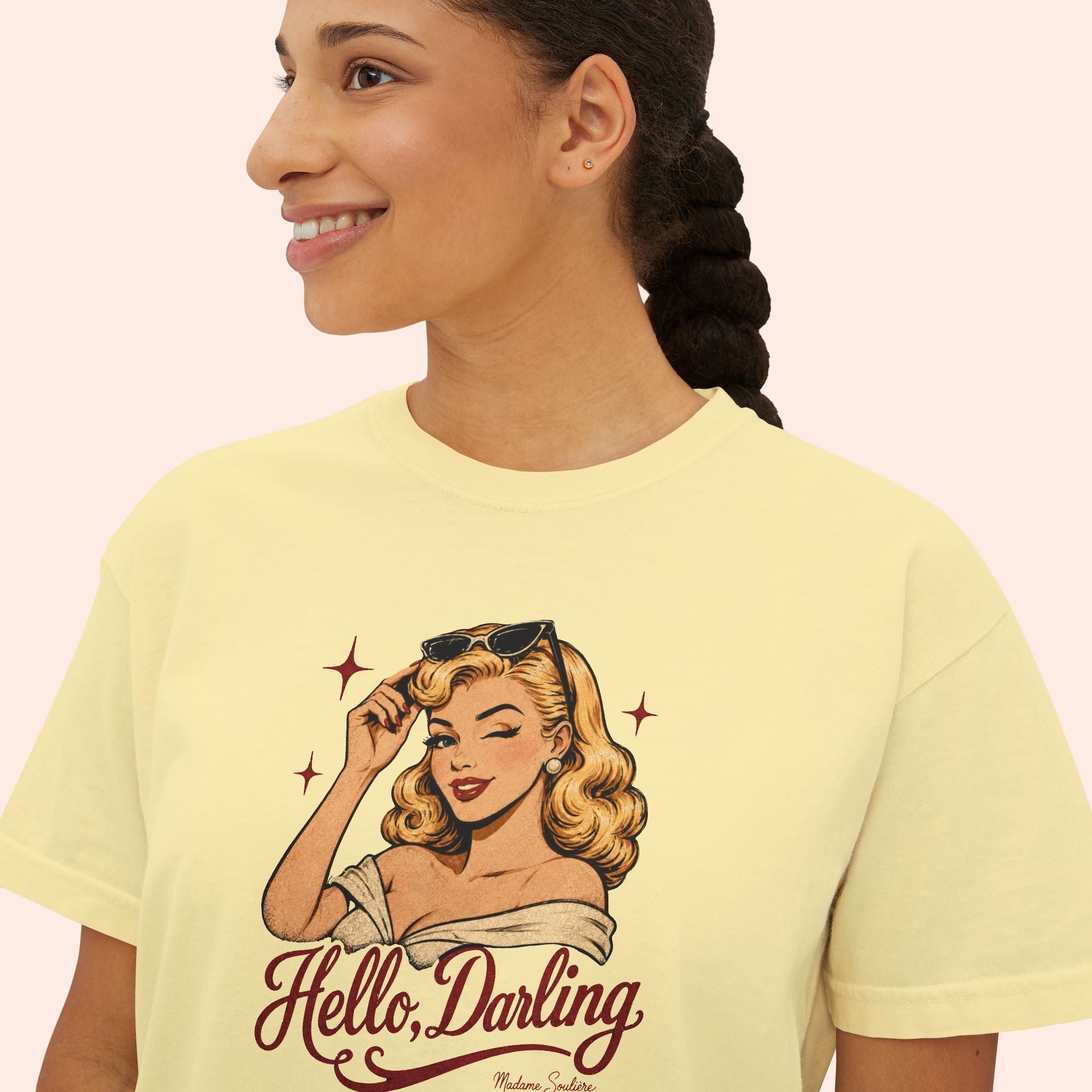 Hello Darling - Retro Pin-Up Graphic Boxy T-Shirt