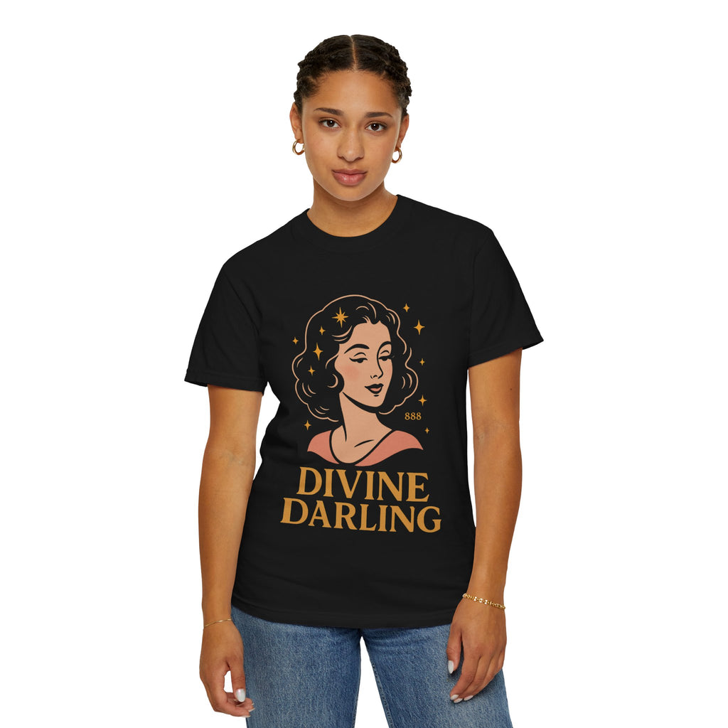 Divine Darling – Retro Pin-Up Vintage T-Shirt