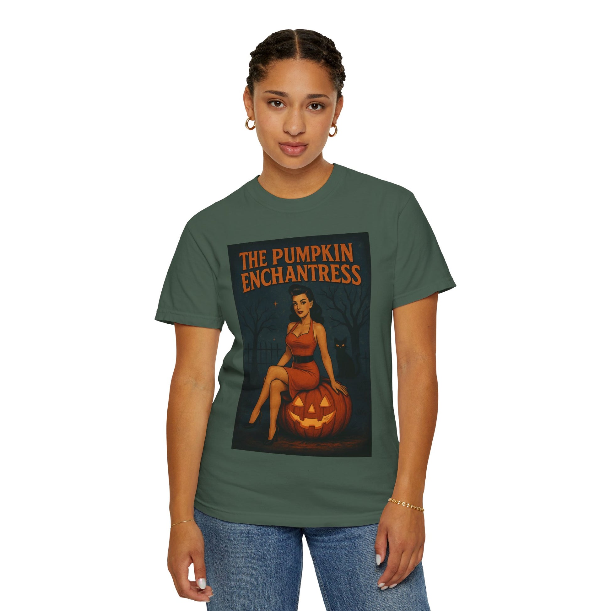 The Pumpkin Enchantress Halloween Unisex T-Shirt – Retro Witch Graphic Tee, Vintage Pumpkin Horror Top, Spooky Unisex Scary Season Shirt - Madame Soulière