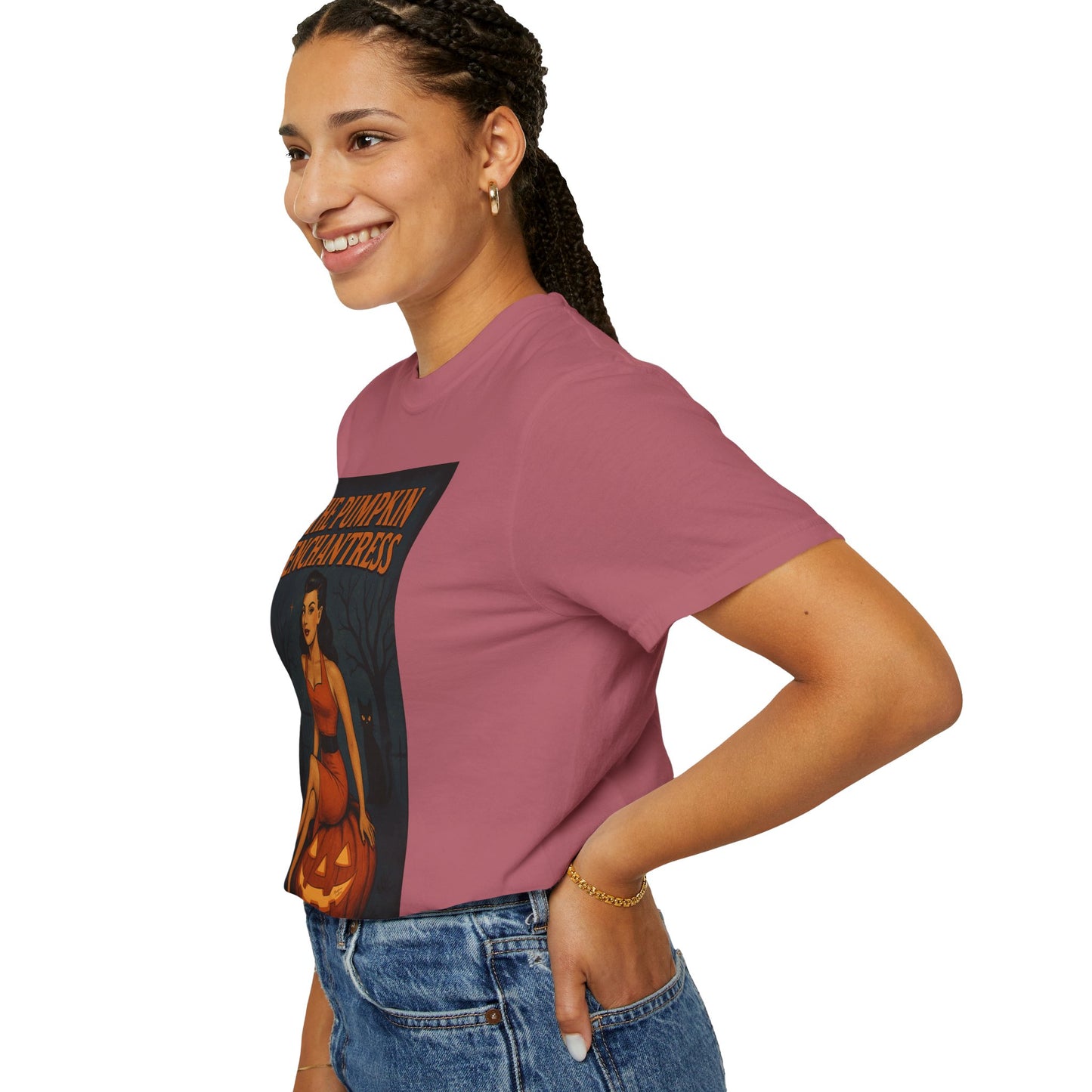The Pumpkin Enchantress Halloween Unisex T-Shirt – Retro Witch Graphic Tee, Vintage Pumpkin Horror Top, Spooky Unisex Scary Season Shirt - Madame Soulière