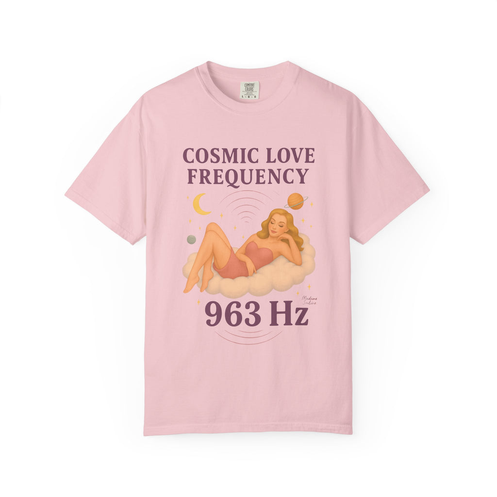 Cosmic Feminine Frequency – Retro Pin-Up Vintage T-Shirt