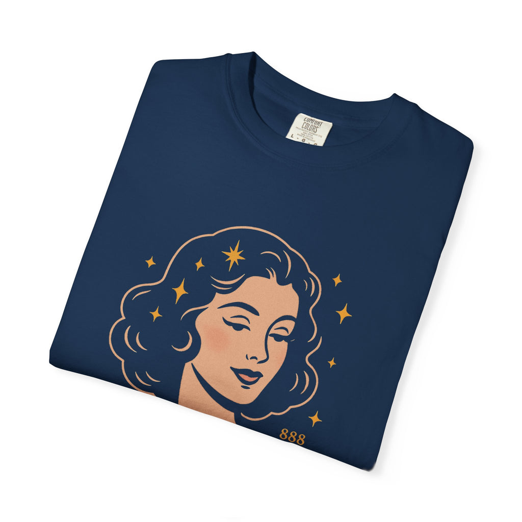 Divine Darling – Retro Pin-Up Vintage T-Shirt