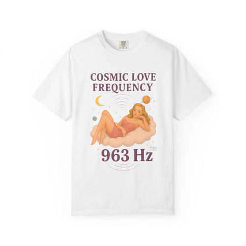 Cosmic Feminine Frequency – Retro Pin-Up Vintage T-Shirt