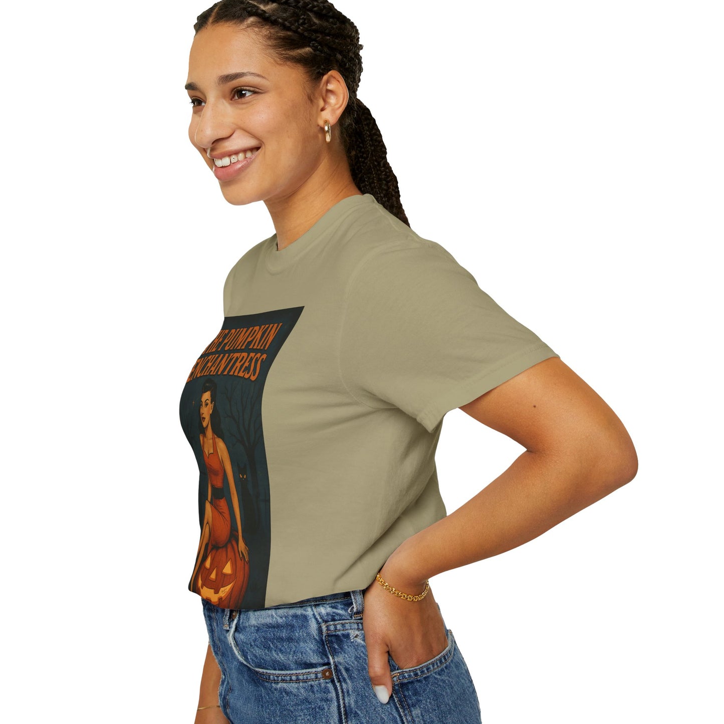 The Pumpkin Enchantress Halloween Unisex T-Shirt – Retro Witch Graphic Tee, Vintage Pumpkin Horror Top, Spooky Unisex Scary Season Shirt - Madame Soulière