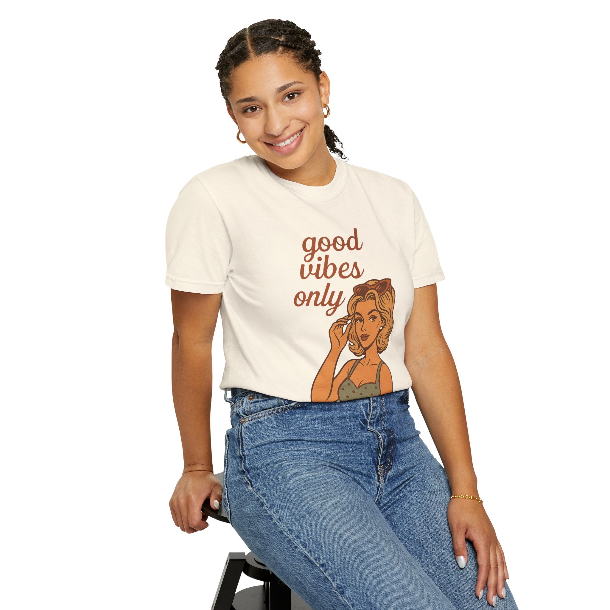 Good Vibes Only – Retro Pin-Up Vintage T-Shirt