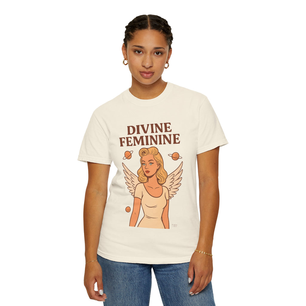 Divine Feminine Graphic T-Shirt – Vintage 50s Pin-Up Unisex Tee
