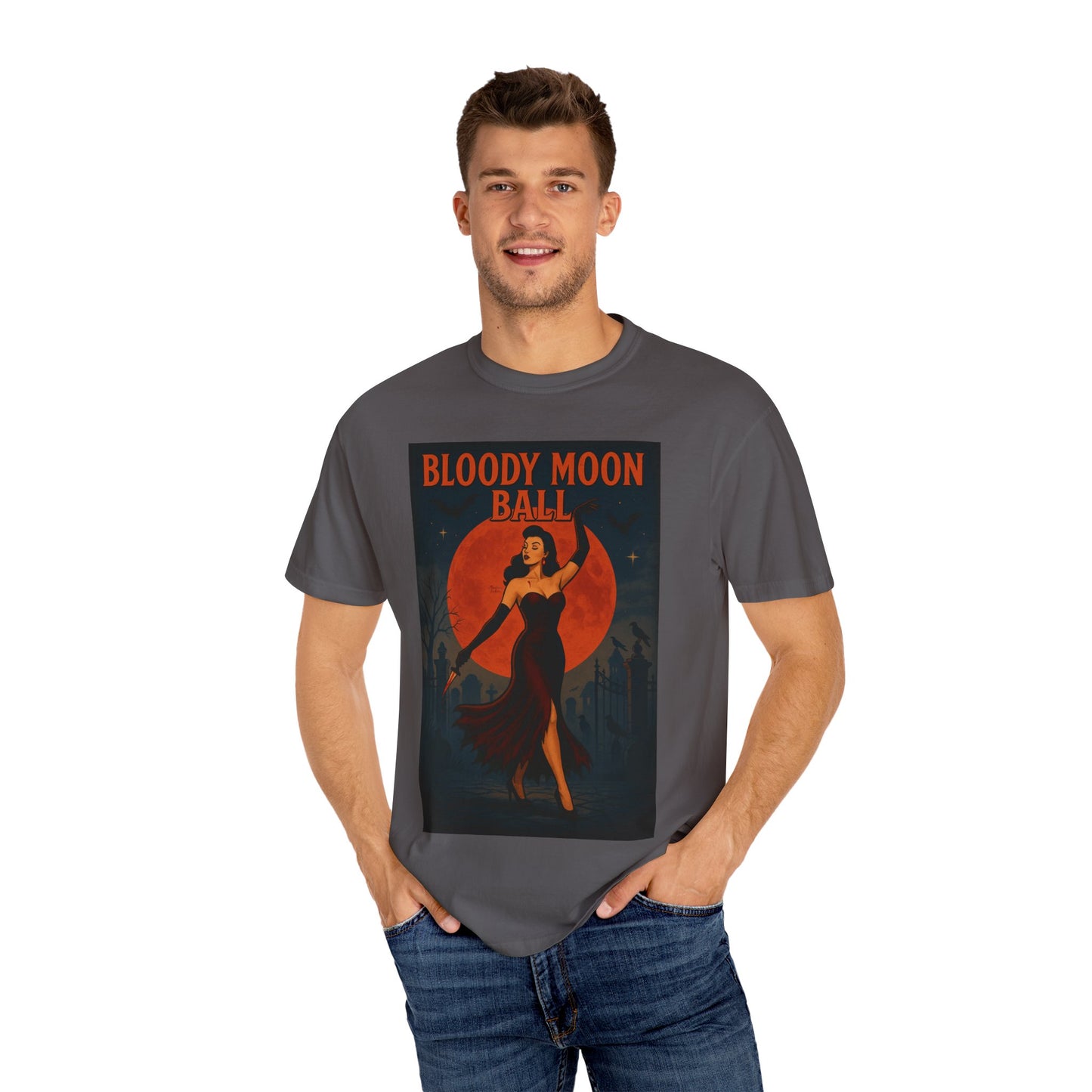 Bloody Moon Halloween Unisex T-Shirt – Vampire Retro Graphic Tee, Vintage Horror Spooky Top, Scary Season Shirt - Madame Soulière