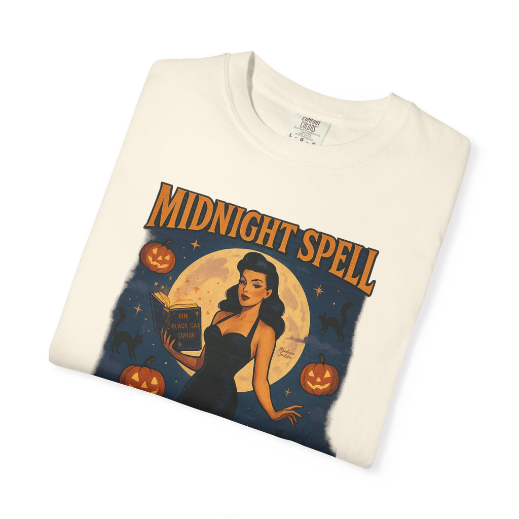 Midnight Spell – Retro Pin-Up Witch Unisex Halloween T-Shirt