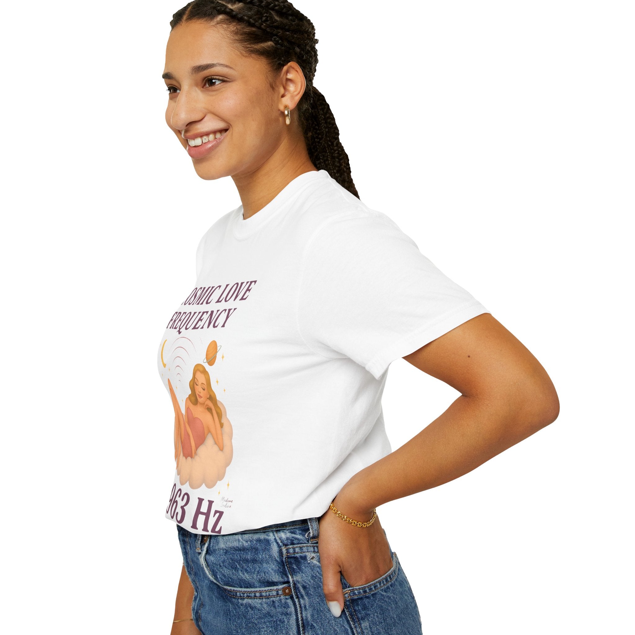 Cosmic Feminine Frequency – Retro Pin-Up Vintage T-Shirt