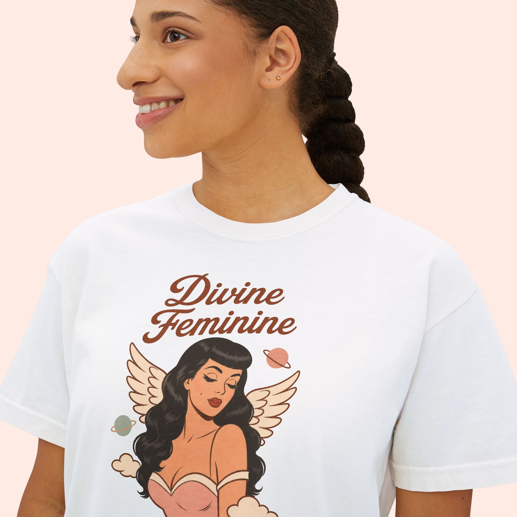 Divine Feminine - Retro Pin Up Celestial Graphic Boxy T-Shirt