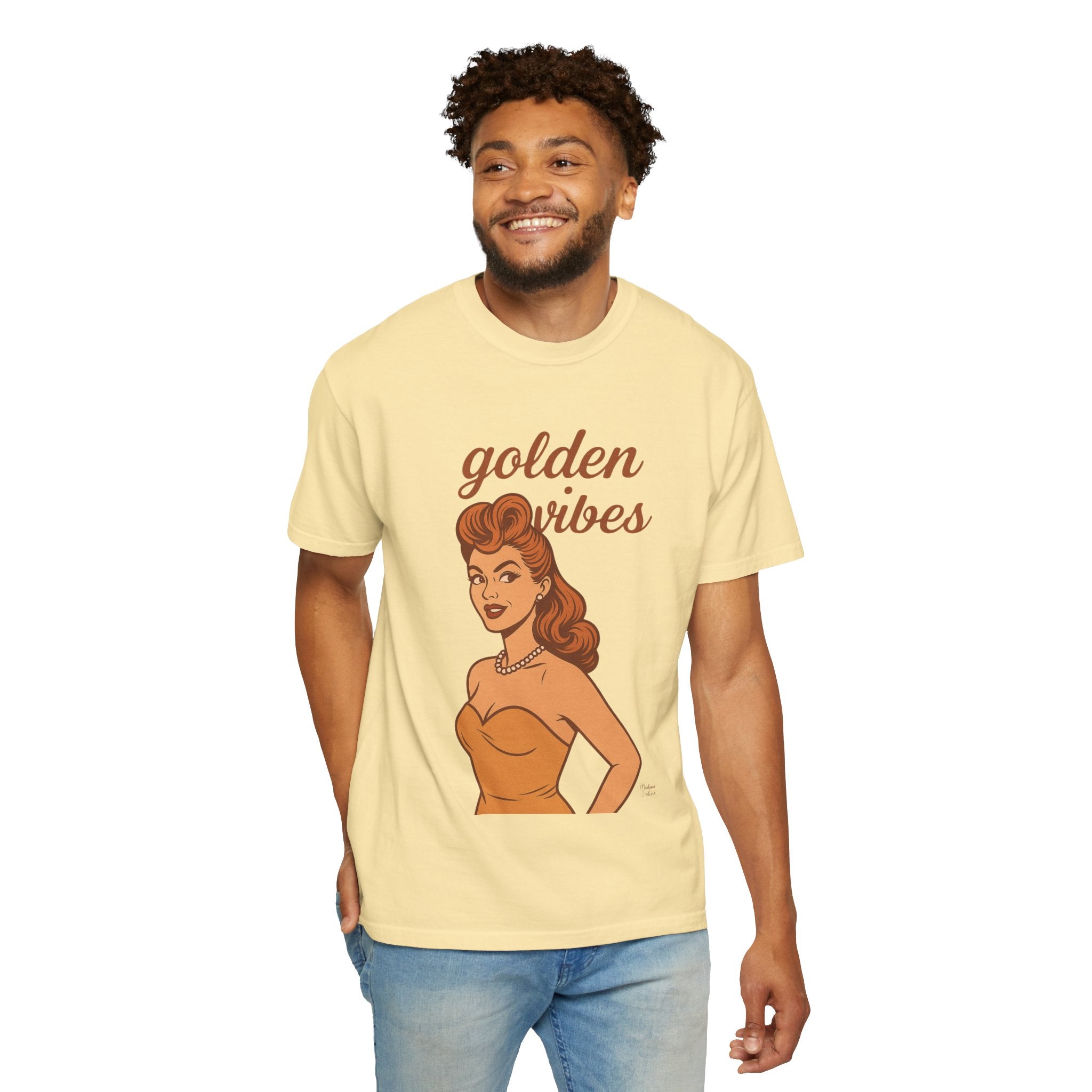 Golden Vibes – Retro Pin-Up Vintage T-Shirt