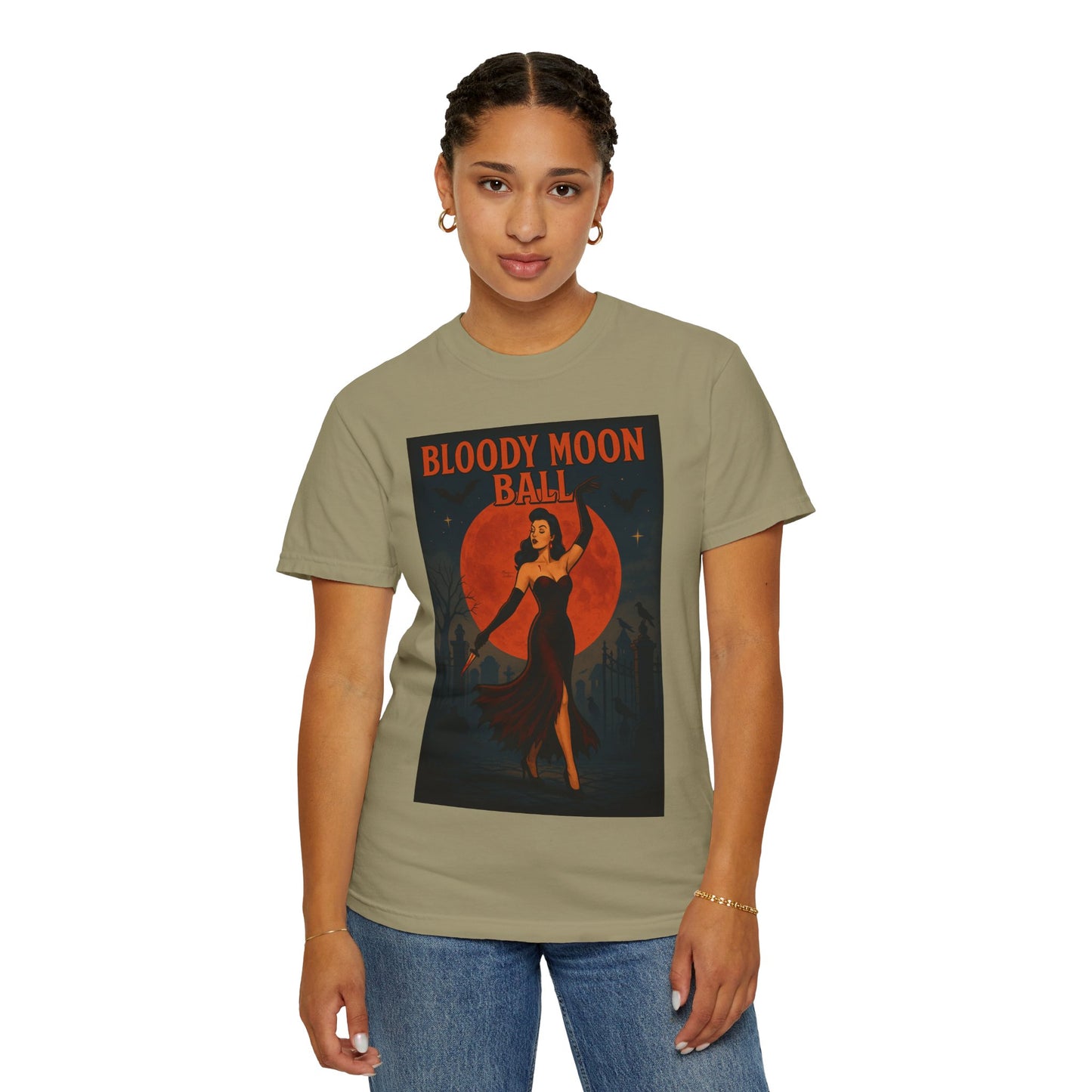 Bloody Moon Halloween Unisex T-Shirt – Vampire Retro Graphic Tee, Vintage Horror Spooky Top, Scary Season Shirt - Madame Soulière