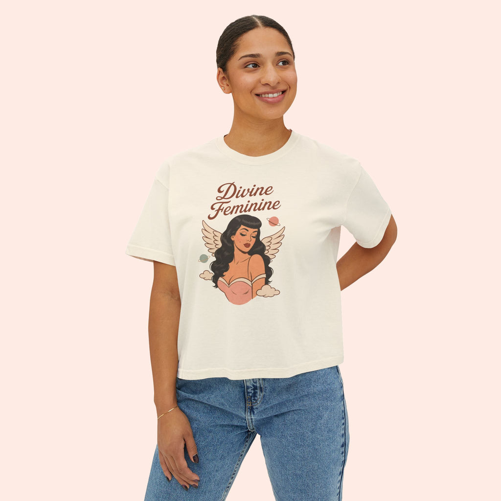 Divine Feminine - Retro Pin Up Celestial Graphic Boxy T-Shirt