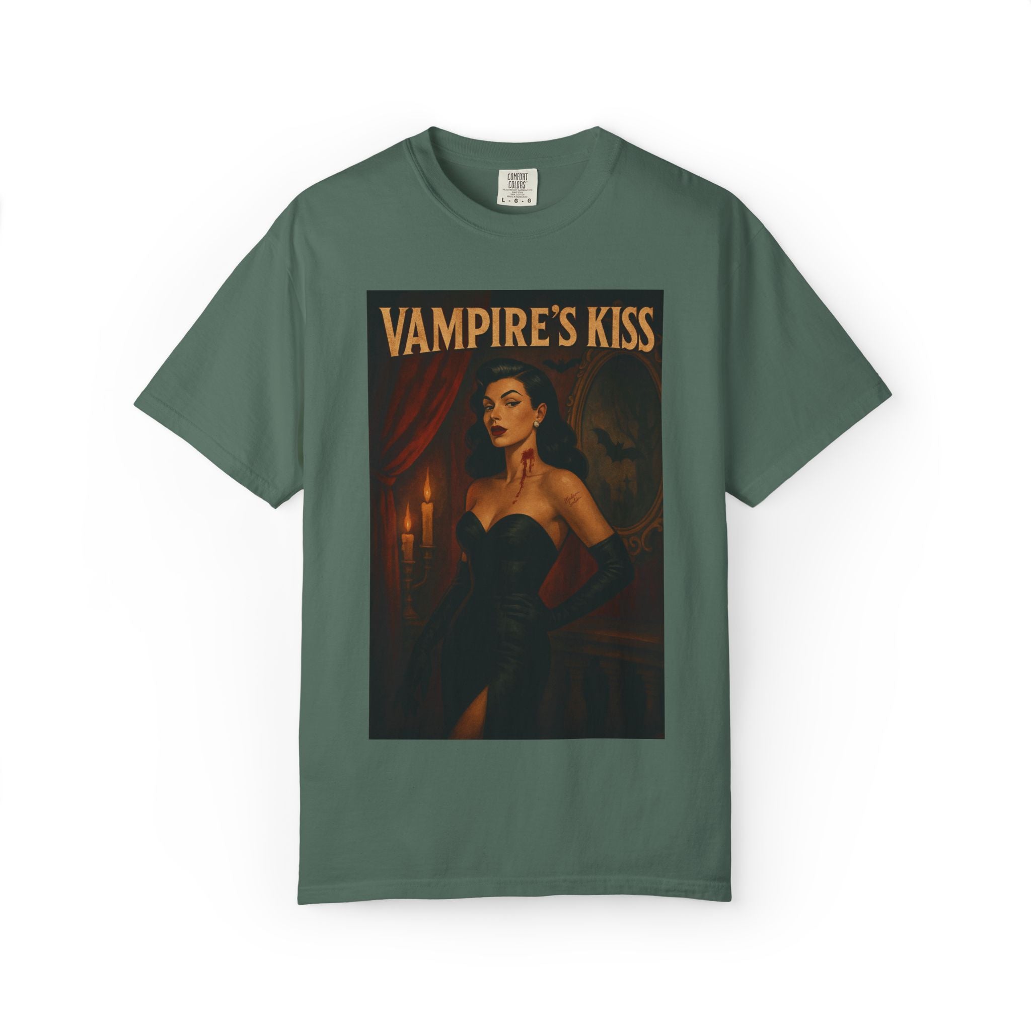 Vampire’s Kiss – Retro Pin-Up Vampire Unisex T-Shirt