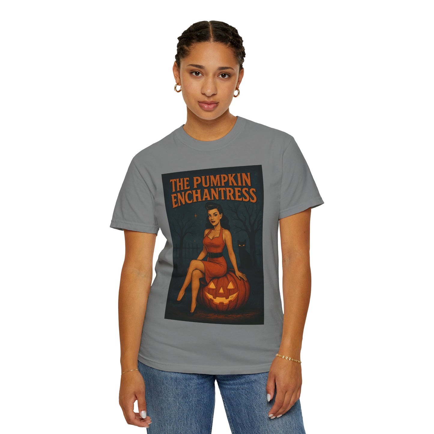 The Pumpkin Enchantress Halloween Unisex T-Shirt – Retro Witch Graphic Tee, Vintage Pumpkin Horror Top, Spooky Unisex Scary Season Shirt - Madame Soulière