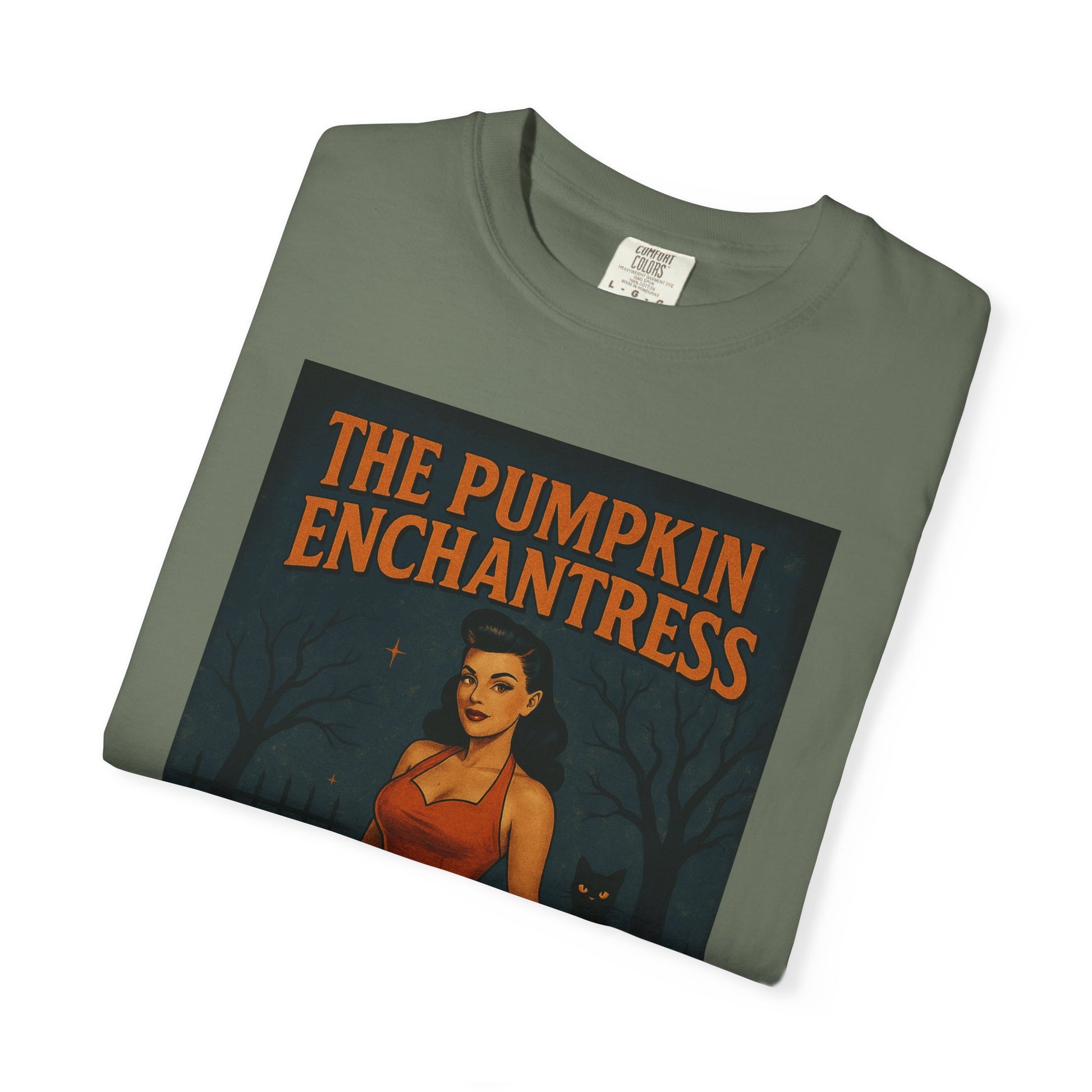 The Pumpkin Enchantress Halloween Unisex T-Shirt – Retro Witch Graphic Tee, Vintage Pumpkin Horror Top, Spooky Unisex Scary Season Shirt - Madame Soulière