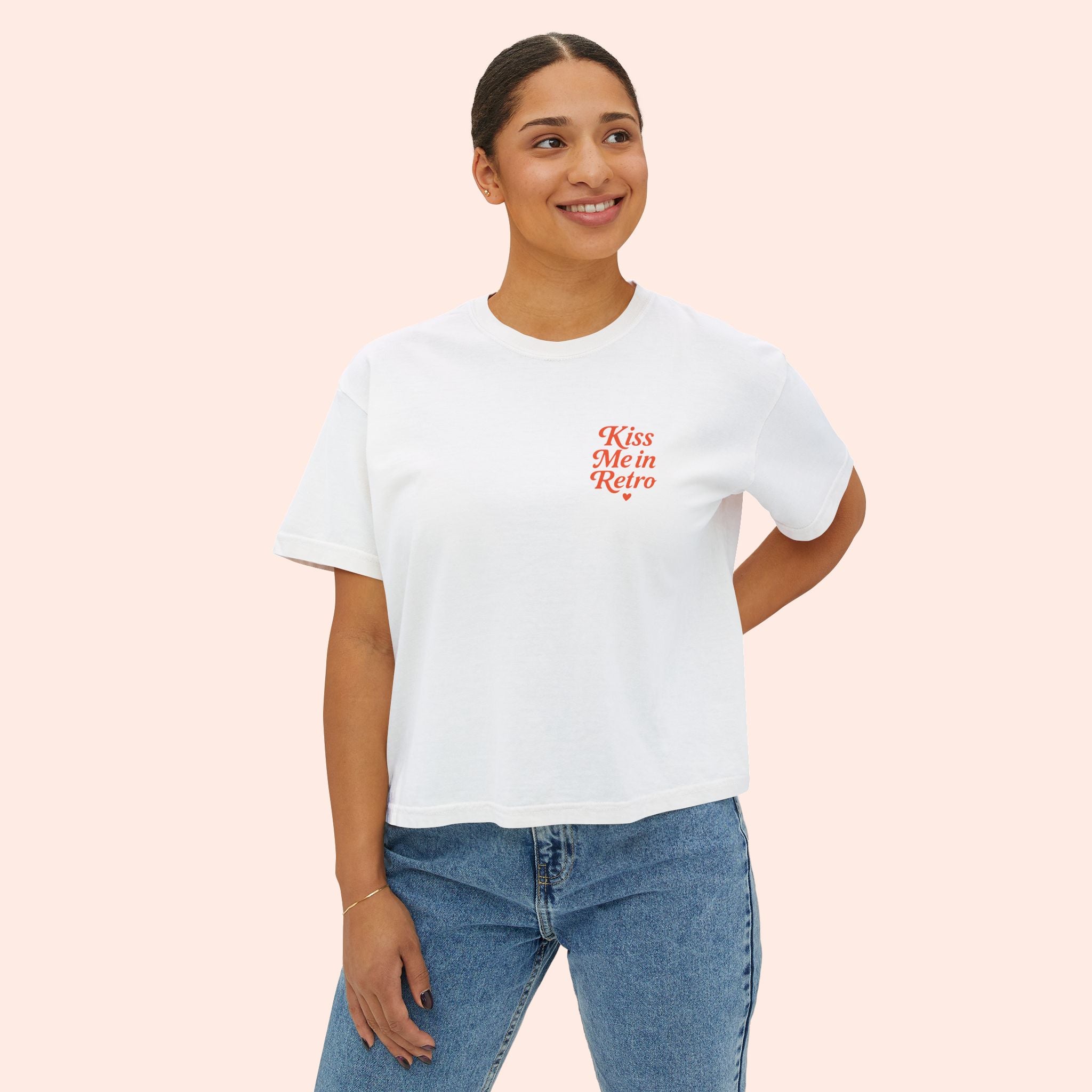 Kiss Me in Retro Graphic T-Shirt – Vintage Mini Motif Boxy T-Shirt