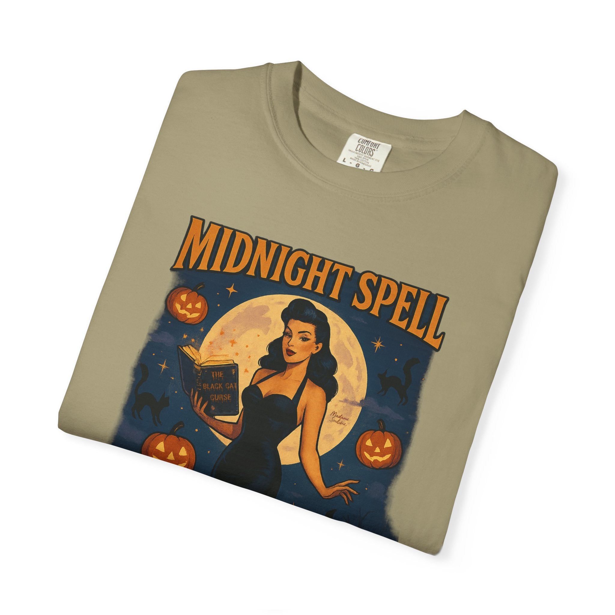 Midnight Spell – Retro Pin-Up Witch Unisex Halloween T-Shirt