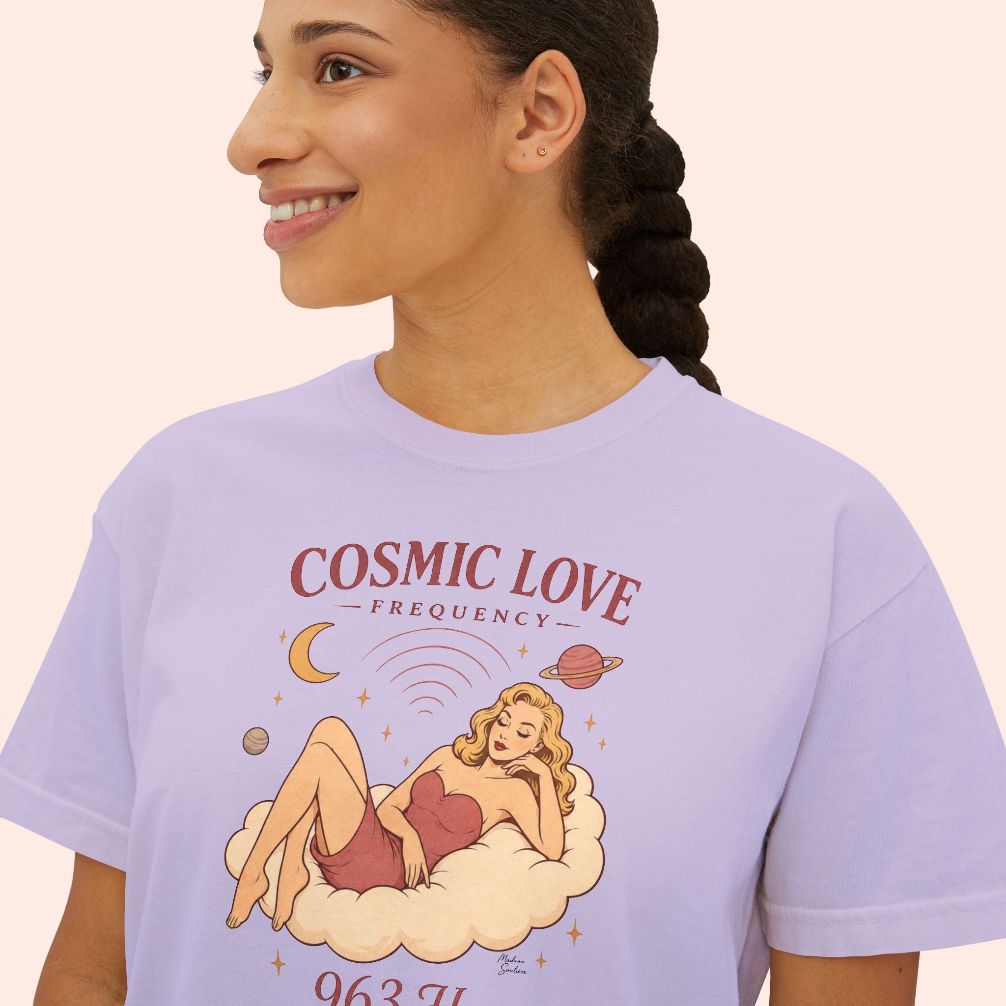 Cosmic Feminine Frequency – Retro Pin-Up Vintage Boxy T-Shirt