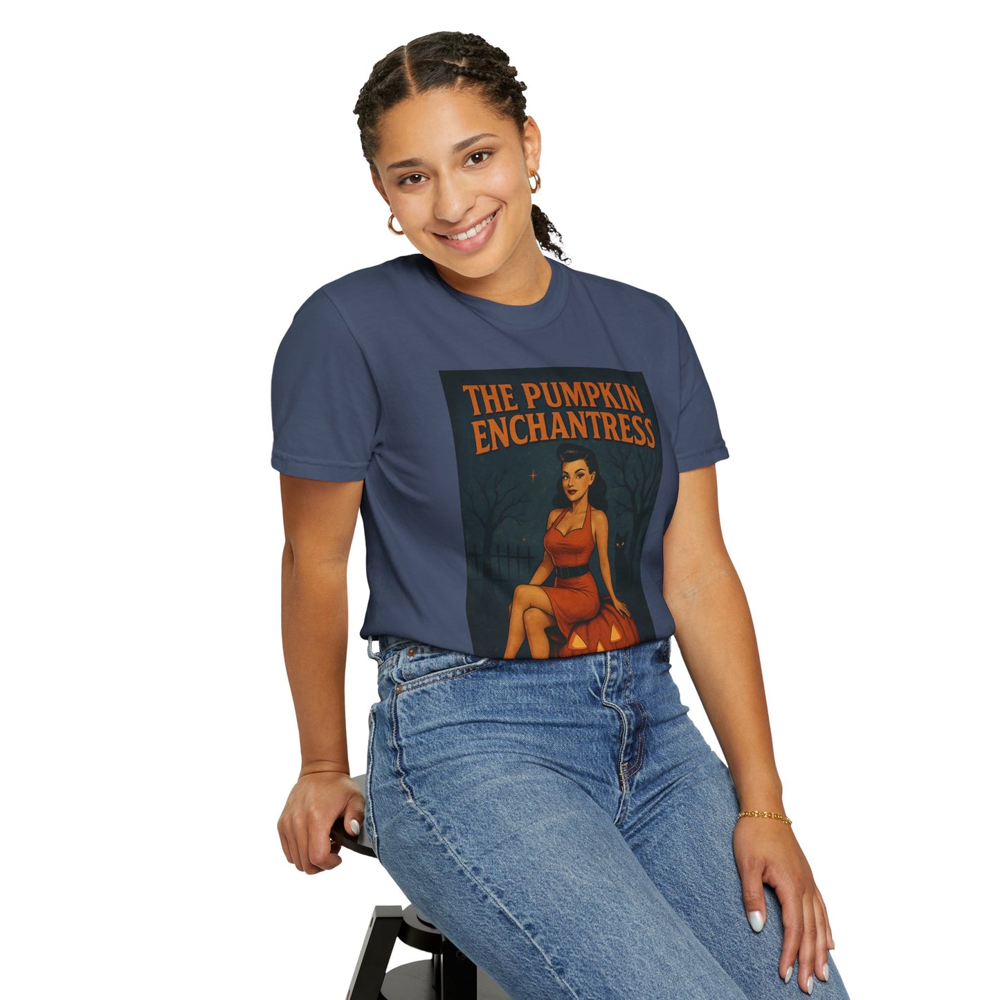 The Pumpkin Enchantress Halloween Unisex T-Shirt – Retro Witch Graphic Tee, Vintage Pumpkin Horror Top, Spooky Unisex Scary Season Shirt - Madame Soulière