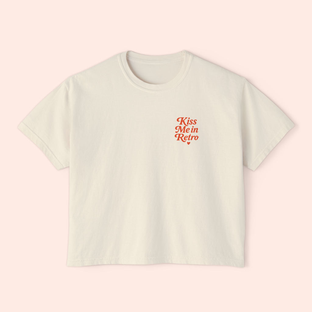 Kiss Me in Retro Graphic T-Shirt – Vintage Mini Motif Boxy T-Shirt
