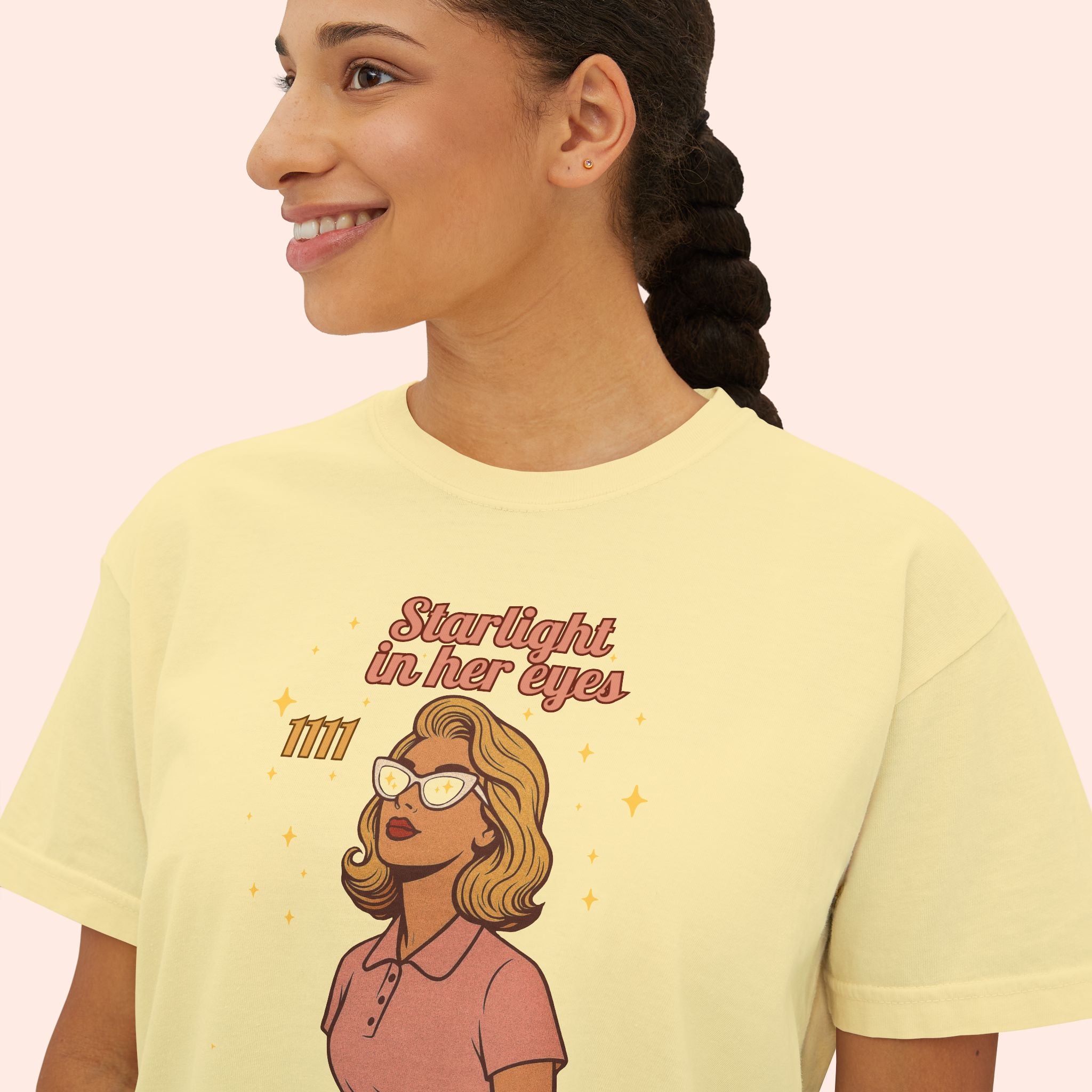Starlight in Her Eyes 1111 – Retro Vintage Boxy T-Shirt