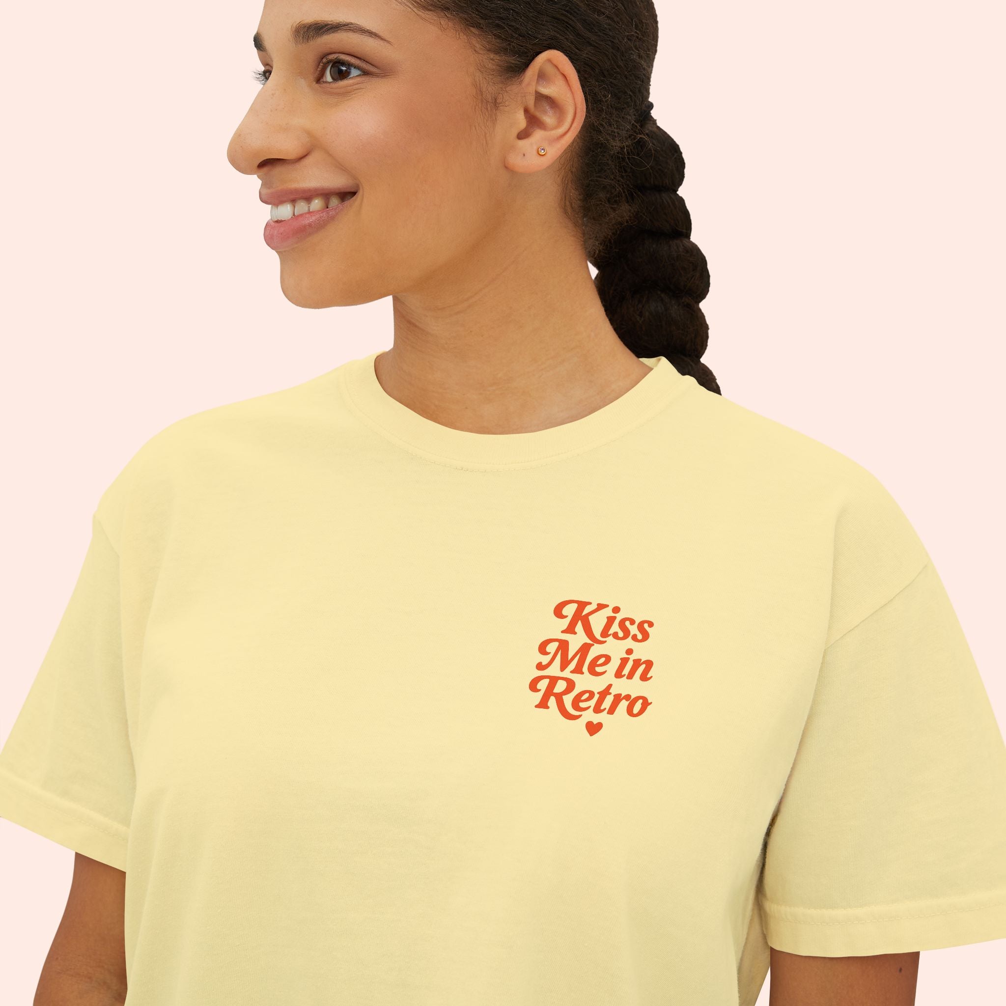 Kiss Me in Retro Graphic T-Shirt – Vintage Mini Motif Boxy T-Shirt