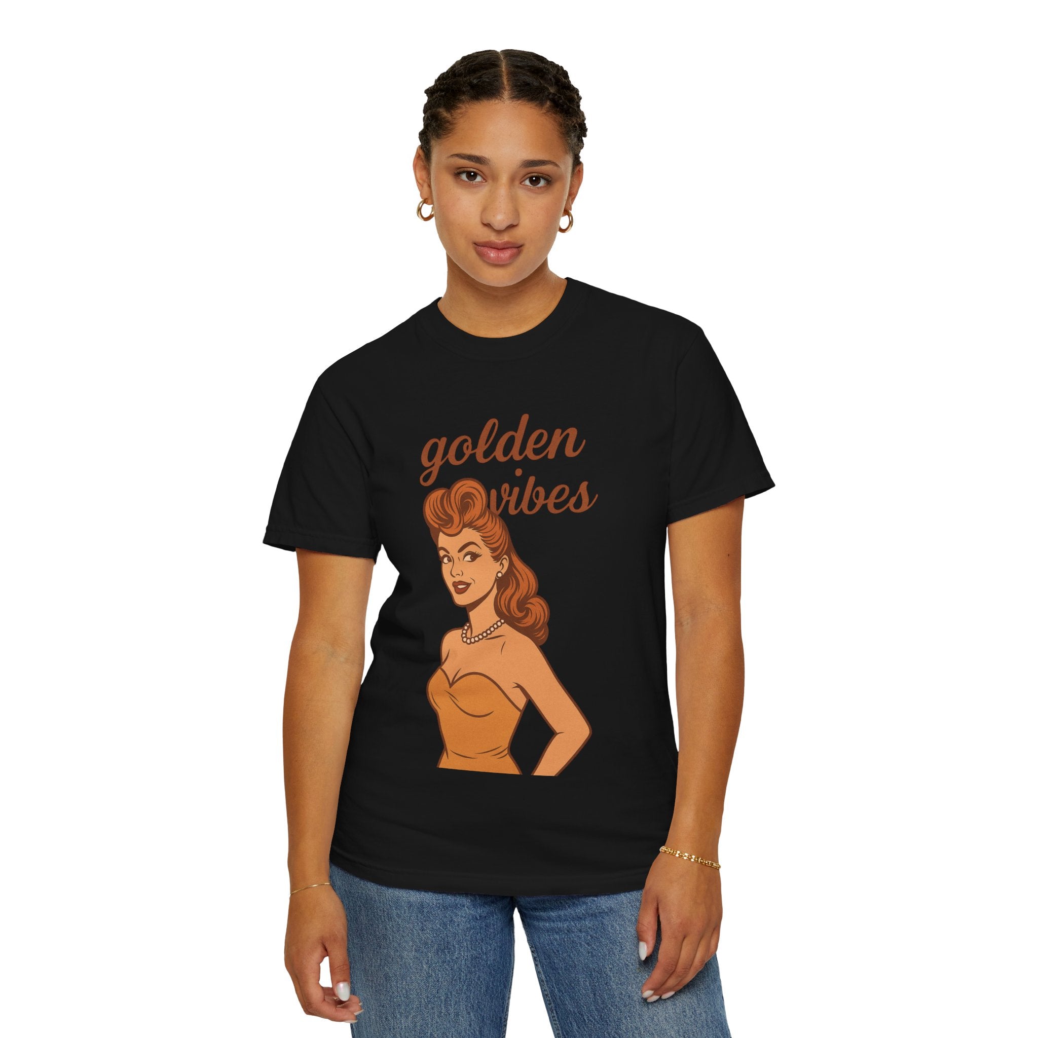Golden Vibes – Retro Pin-Up Vintage T-Shirt