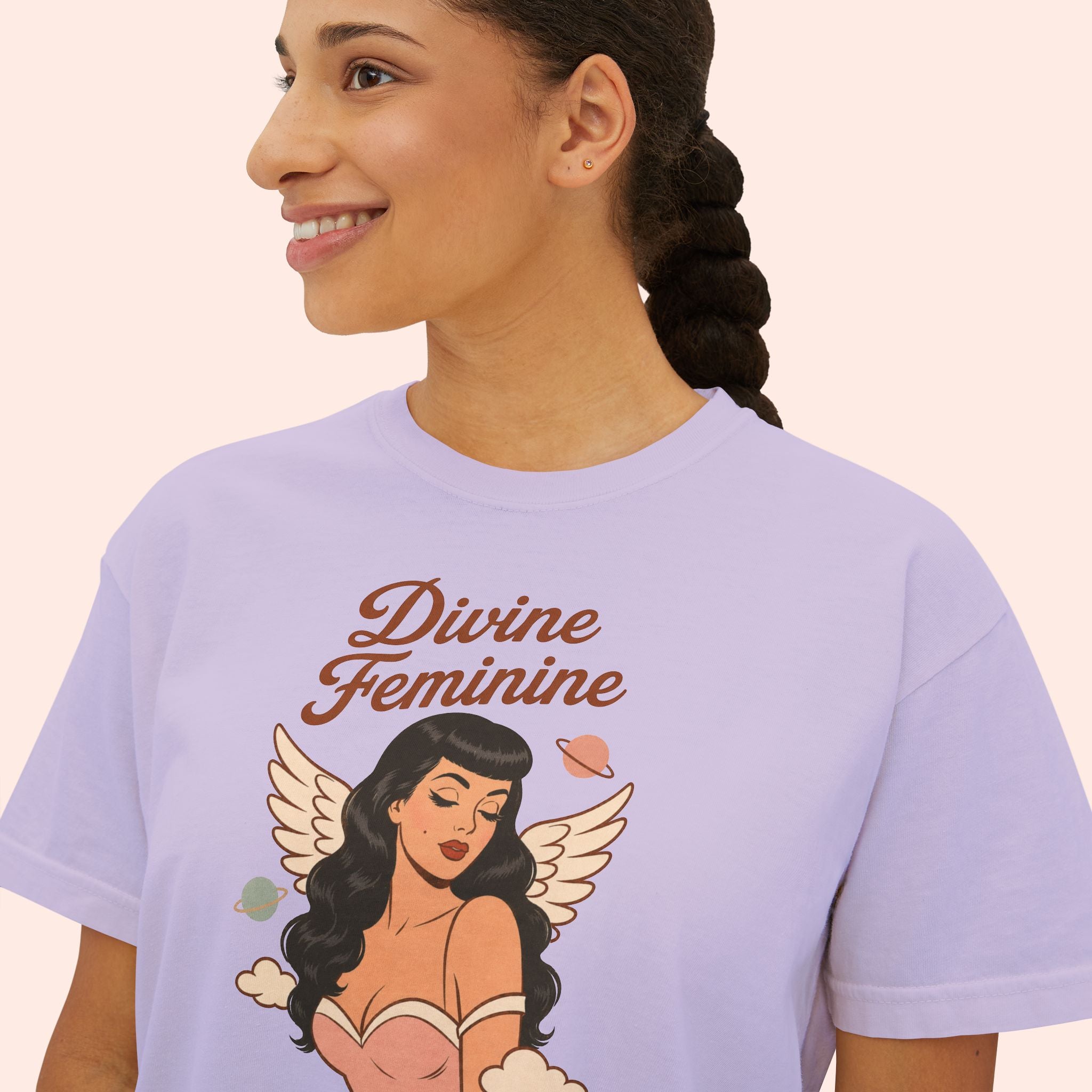 Divine Feminine - Retro Pin Up Celestial Graphic Boxy T-Shirt