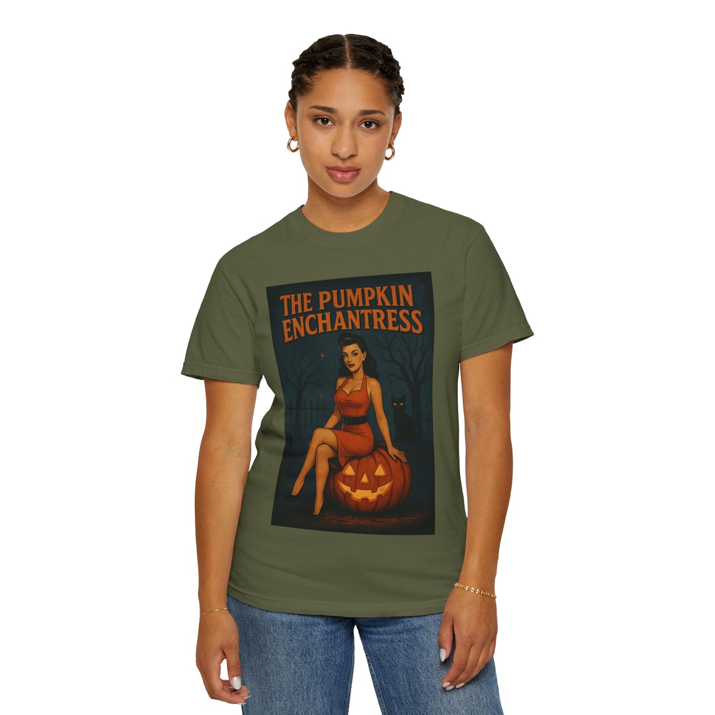 The Pumpkin Enchantress Halloween Unisex T-Shirt – Retro Witch Graphic Tee, Vintage Pumpkin Horror Top, Spooky Unisex Scary Season Shirt - Madame Soulière