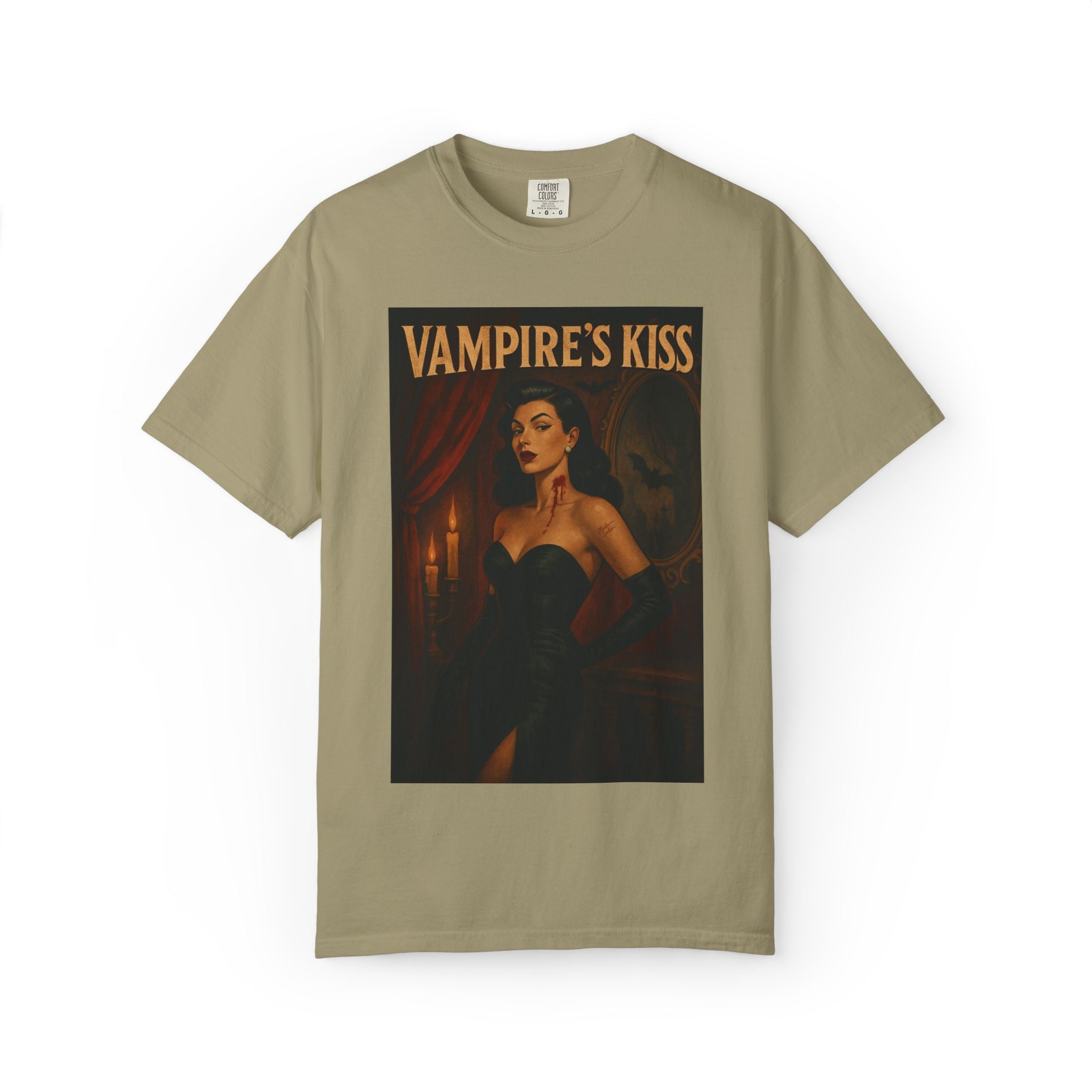 Vampire’s Kiss – Retro Pin-Up Vampire Unisex T-Shirt
