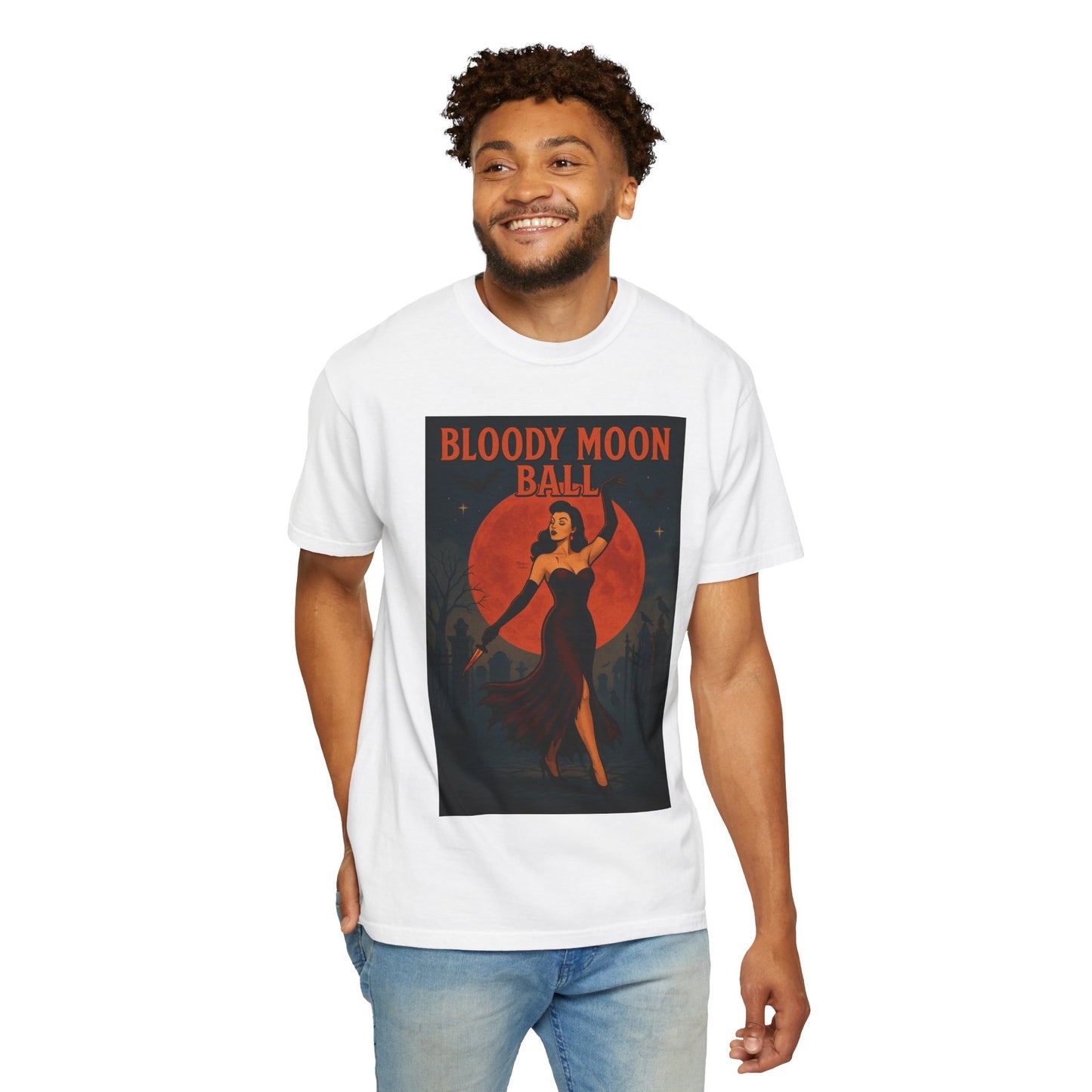Bloody Moon Halloween Unisex T-Shirt – Vampire Retro Graphic Tee, Vintage Horror Spooky Top, Scary Season Shirt - Madame Soulière